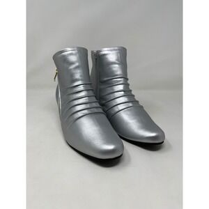 Classique Zyana Silver Metallic Ruched Wedge Ankle Boots 6690446 Size 8M